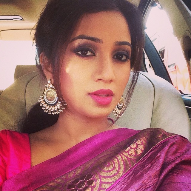 12 Hot Selfies of Shreya Ghoshal From Her Facebook Timeline – Scooptimes