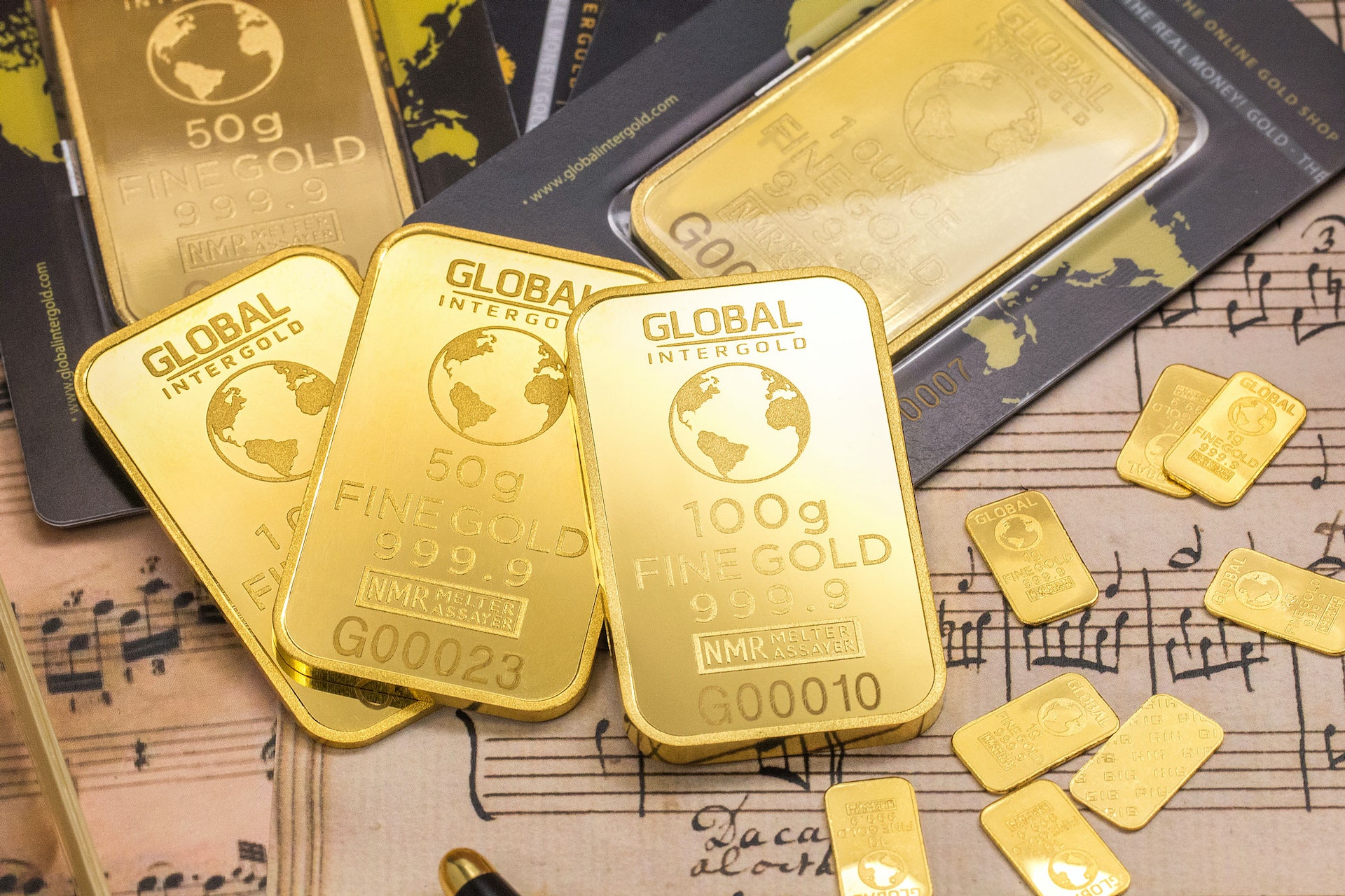potential-risks-and-rewards-of-a-gold-ira-rollover-guide-scooptimes-1