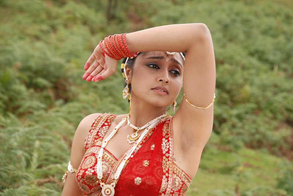 Sreeja (Serial Actress) Wiki, Biography, Age, Profile, Photos – Scooptimes